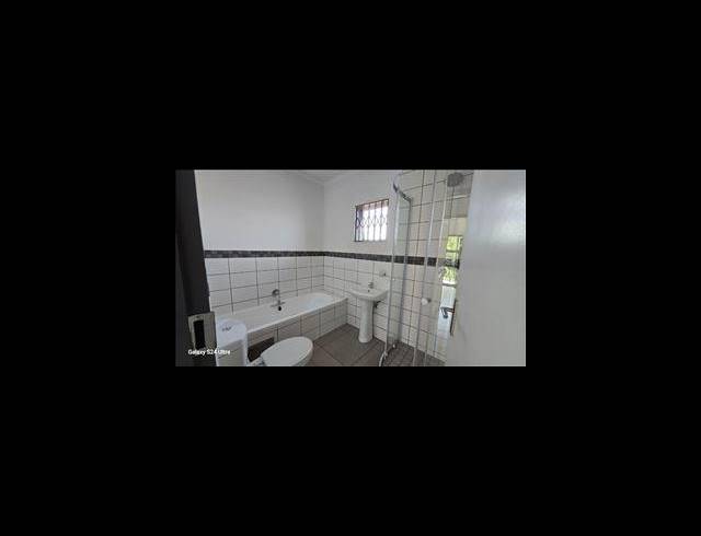 3 BEDROOM TOWNHOUSE FOR SALE IN PARKDENE